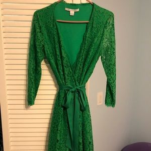 Diane von Furstenberg green lace dress sz 6